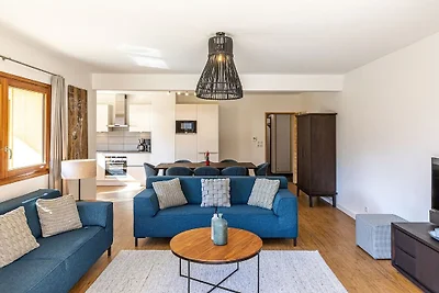 Chalet am Genfersee in den Alpen