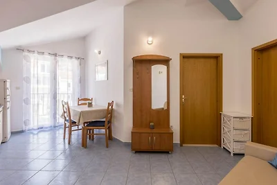 One Bedroom Apartment with Terrace (A1)