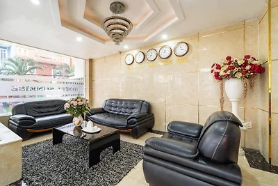 Comfortabele suite-ervaring bij Sunrise Trung...
