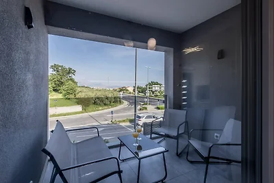 Scenic Kastel Luksic Apartments - Three Bedro...