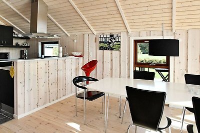 Ruhiges Cottage mit Whirlpool in Øster Assels
