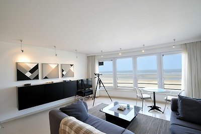 Cockpit 0102 apartment overlooking the sea