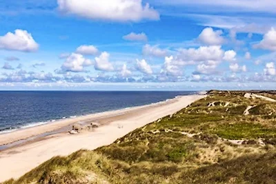 Luxus-Poolhaus in Strandnahe -- By Traum...