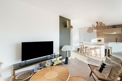 Schöne Wohnung mit Terrasse - Carre d"Or...