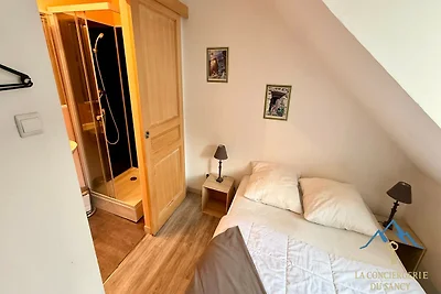 Rustikales Plätzchen am Flussuferweg