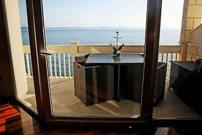 Moderne Ferienwohnung mit Whirlpool in...