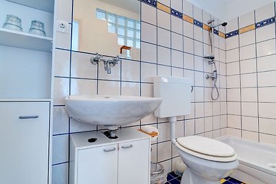 Tamtejsze willi z basenem i ogrodem, na zewną...