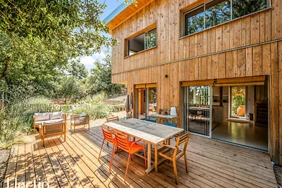 Haus im Luberon mit Pool und Garten