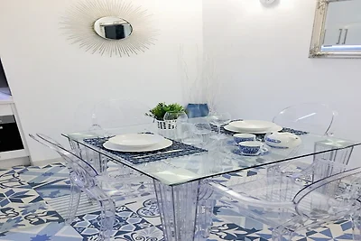 Appartamento con accesso privato alla...