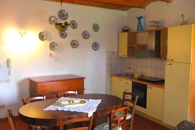 Splendido agriturismo con piscina in comune