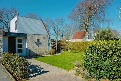 Holiday bungalow with a nice light appearance...