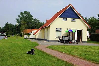 Schöne Villa in Sumar mit Gemeinschaftspool