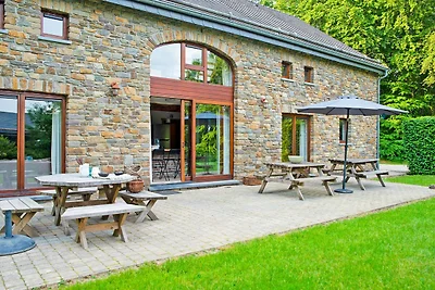 Komfortables Ferienhaus in Malmedy mit Sauna