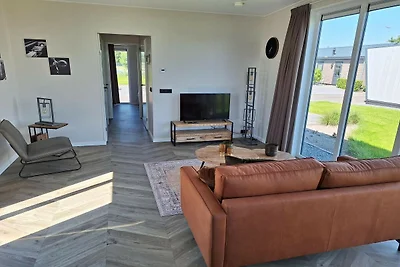 2-bedroom chalet with terrace