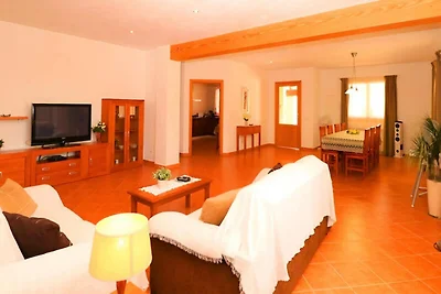 Haus in Campos mit Pool in der Nähe von Es...