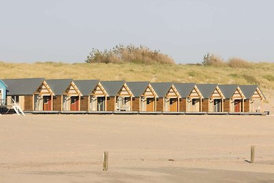 Schön gelegenes Ferienhaus am sauberen Strand...