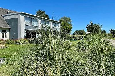 Geräumige Gruppenunterkunft in Teuge mit...