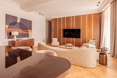 Luxe A/C Apt - 6P/3BDR - Arc de Triomphe