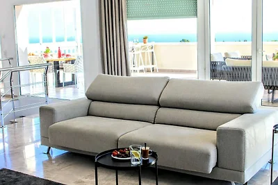 Villa mit beheiztem Pool