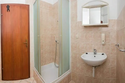 Wohnung im malerischen Šibenik-Brodarica