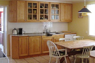 10 Personen Ferienhaus in Follafoss-By Traum