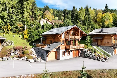 Chalet in Les Gets mit Blick auf das nordisch...