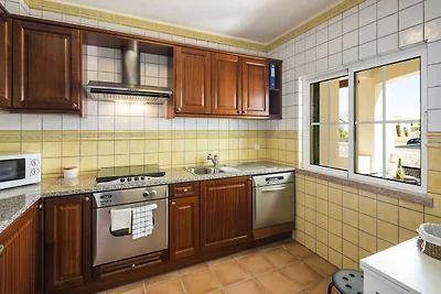 Wohnung mit schöner Terrasse, Meerblick