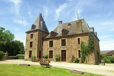 Schloss Bodeux mit privatem Pool und Sauna