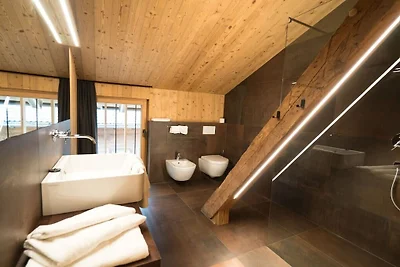 NEU! Hayloft Mountain