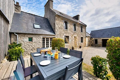 Ferienhaus in Kerlouan in der Nähe des Strand...