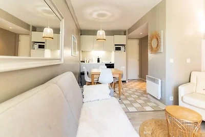 Residenz f�r sechs Personen mit Pool