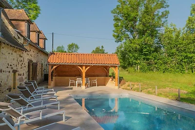 Ferienhaus mit Pool