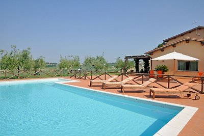 Attraktive Villa mit Swimmingpool in Magliano...