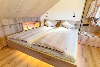 Elegant Warm Bliss Hideaway Escape Lodge - Ho...