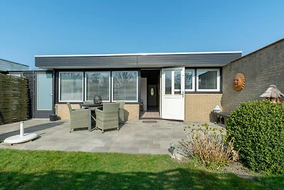 Bungalow in Sint Maartenszee am Sandstrand