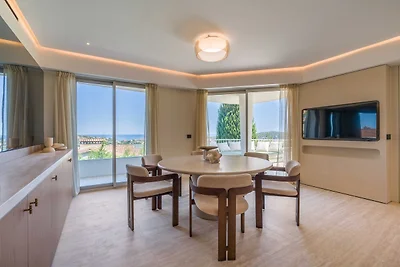 Uitzonderlijk appartement met terras en uitzi...
