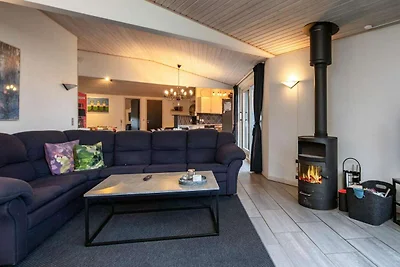 10 Personen Ferienhaus in Væggerløse-By Traum