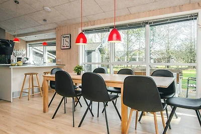 8 Personen Ferienhaus in Oksbøl-By Traum