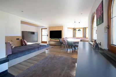 Exklusive Wohnung mit Garten und Whirlpool