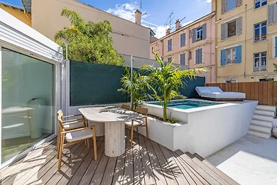 Splendida casa con piscina e aria condizionat...