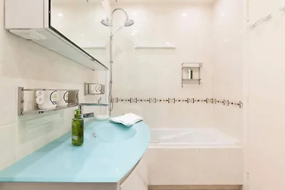 Apartment an der La Croisette mit Meerblick