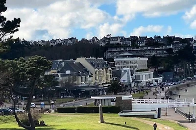 Apartment an der Côte de Granit Rose mit...