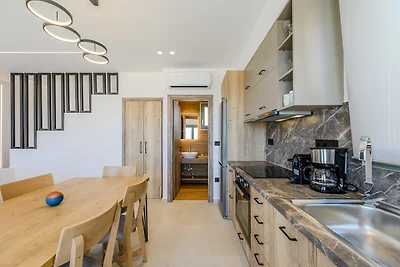 Villa in Mariou mit Pool und Ausblick