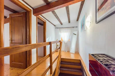 Ferienhaus in Pjescana Uvala in Strandnähe
