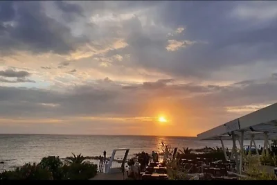 Apartment Take a Look - Three Bedroom Apartme...