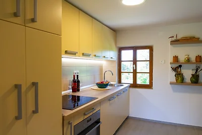 Hillside Haven Holiday Home with Sauna and Ho...