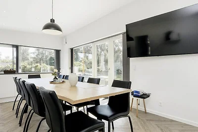 12 Personen Ferienhaus in Væggerløse-By Traum