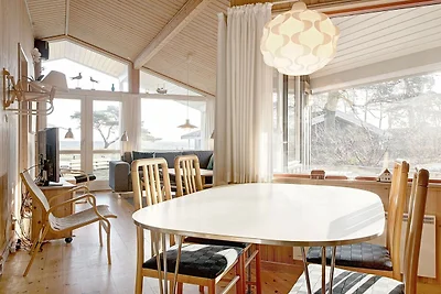 8 Personen Ferienhaus in Nexø