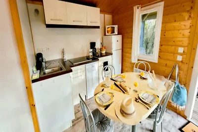 Insel-Cottage mit Pool und Terrasse