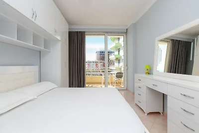 H�bsche Wohnung der Nהhe des Strandes Uji...